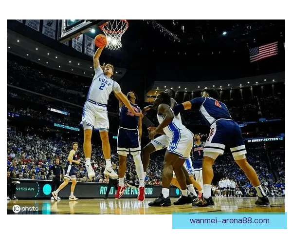 布莱斯带领亚利桑那大学逆袭普渡挺进NCAA终极四强再续辉煌